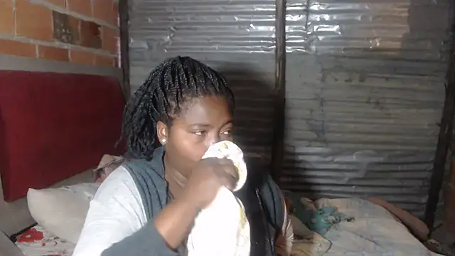 jjannakinky online show from February 2025 11:00:02 PM