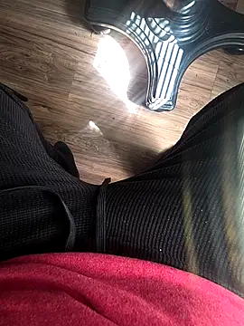 Damn-Danny online show from November 2025 06:19:02 PM