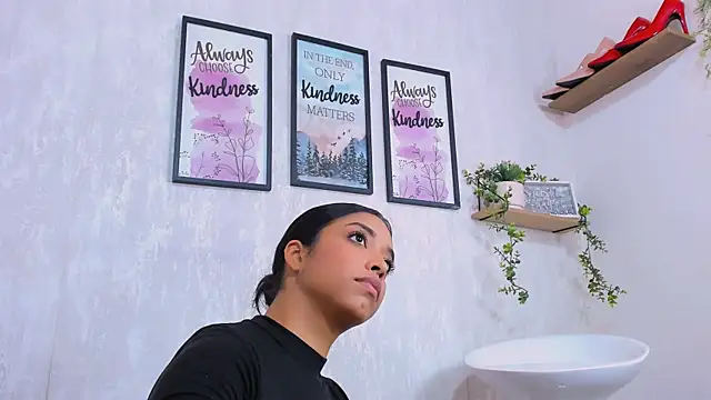 Camile Diazzz online show from March 2025 12:05:02 AM