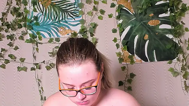 Seductive She Wolf online show from October 2025 02:31:02 AM