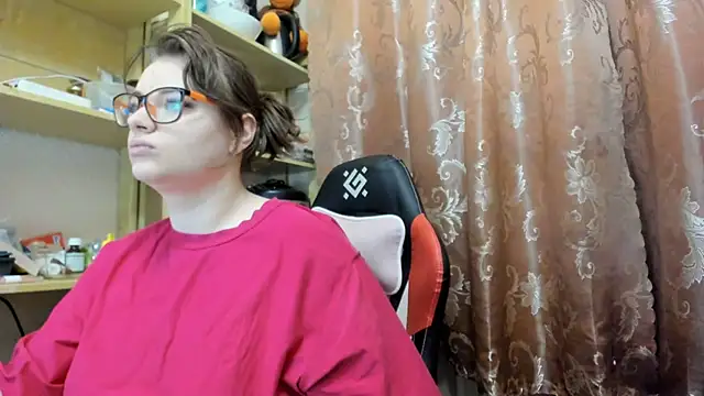 Snapshot of Seductive_She_Wolf chatting on March 2026 09:43:02 PM Seductive She Wolf online show from March 2026 09:43:02 PM