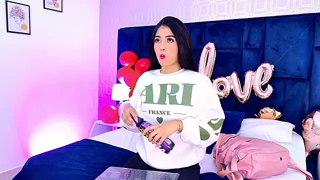 Mia-Monroe online show from February 2026 12:34:02 PM