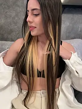 AbyThompson online show from February 2025 03:52:01 PM