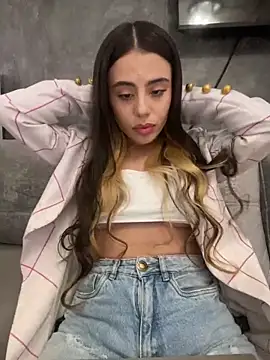 AbyThompson online show from March 2025 02:10:02 AM