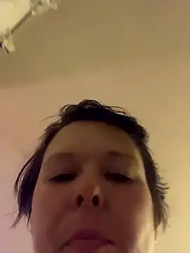 KatieBARBiE98 online show from March 2026 05:08:02 AM