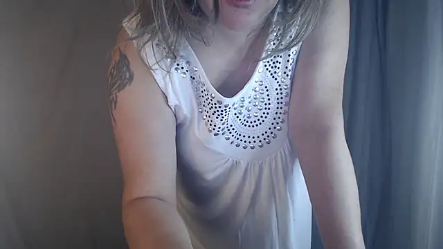 1BECHA1 online show from October 2025 12:49:02 AM