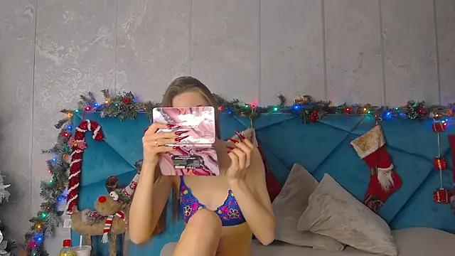 AlyseReuse online show from January 2025 06:19:02 PM