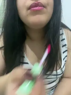 Snapshot of yassminsexy22 chatting on January 2025 04:30:02 PM yassminsexy22 online show from January 2025 04:30:02 PM