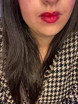 Snapshot of yassminsexy22 chatting on February 2025 04:03:01 PM yassminsexy22 online show from February 2025 04:03:01 PM