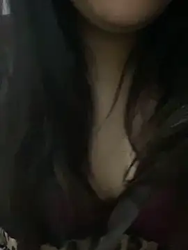 Snapshot of yassminsexy22 chatting on February 2025 09:59:01 PM yassminsexy22 online show from February 2025 09:59:01 PM