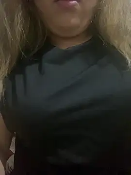 Snapshot of yassminsexy22 chatting on January 2026 09:35:02 PM yassminsexy22 online show from January 2026 09:35:02 PM