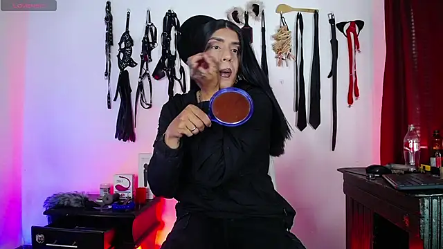 akinoro  online show from February 2026 06:36:02 PM