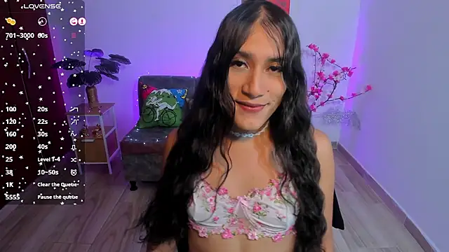 Snapshot of CamilaHarperr_ chatting on May 2026 04:52:01 AM CamilaHarperr online show from May 2026 04:52:01 AM