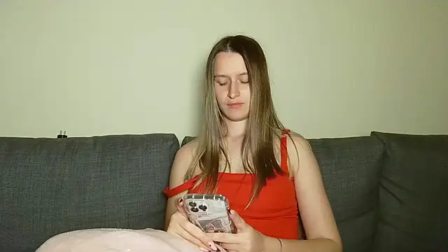 Submissive love online show from February 2025 11:59:02 PM