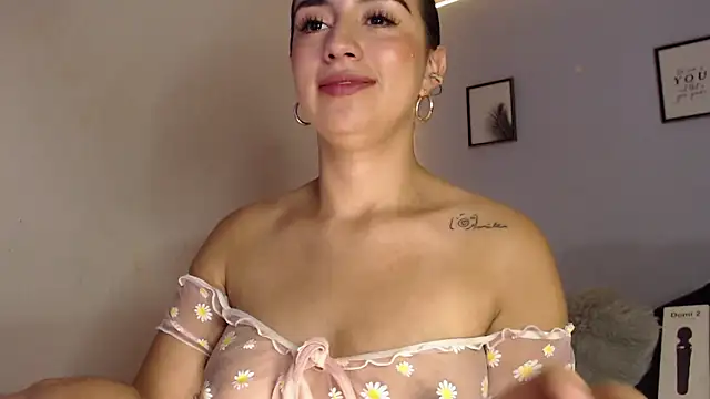 SophiaJoliebm online show from December 2024 07:32:01 AM