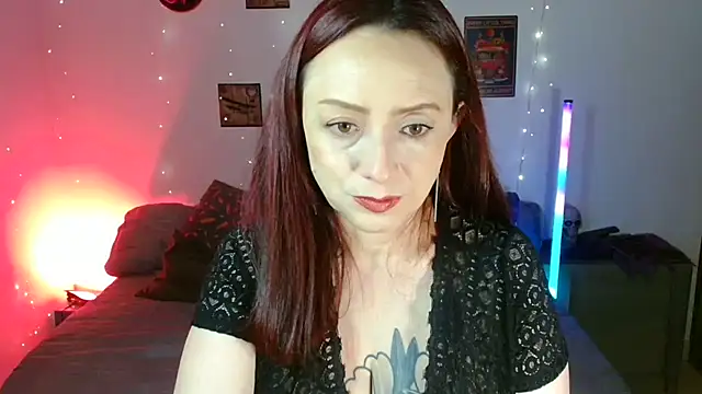 catalinamommyx online show from November 2025 10:52:02 PM