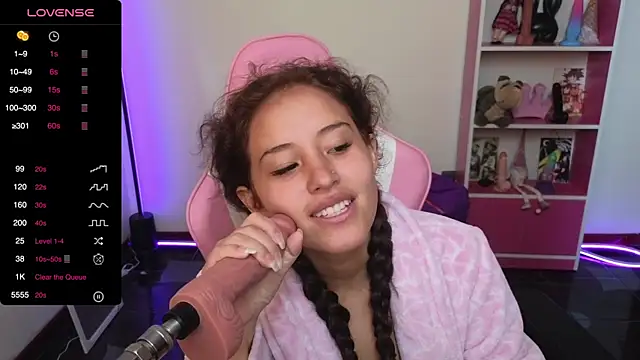 redbarbiedollx online show from March 2025 03:05:02 PM