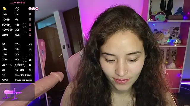 redbarbiedollx online show from October 2025 09:15:02 PM