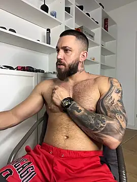 LoveIsBlind  online show from September 2025 03:36:01 PM