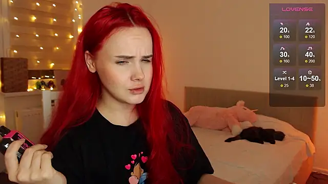 AliseLooo online show from December 2024 01:03:01 AM