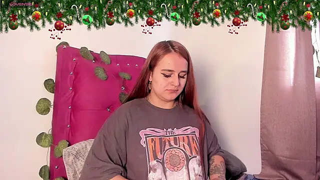 Snapshot of evy_orange1 chatting on December 2024 06:27:01 PM evy orange1 online show from December 2024 06:27:01 PM