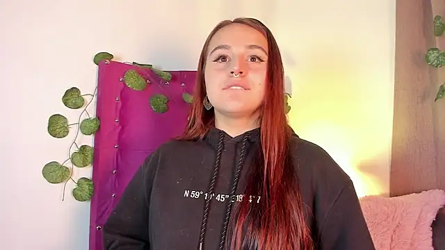 Snapshot of evy_orange1 chatting on January 2025 03:08:01 AM evy orange1 online show from January 2025 03:08:01 AM