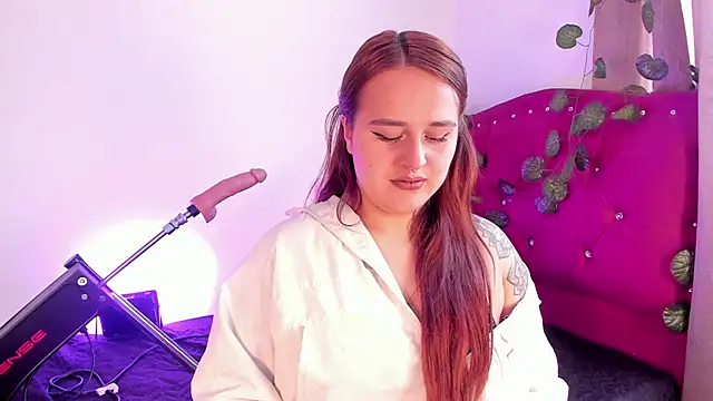 Snapshot of evy_orange1 chatting on January 2025 04:41:01 PM evy orange1 online show from January 2025 04:41:01 PM