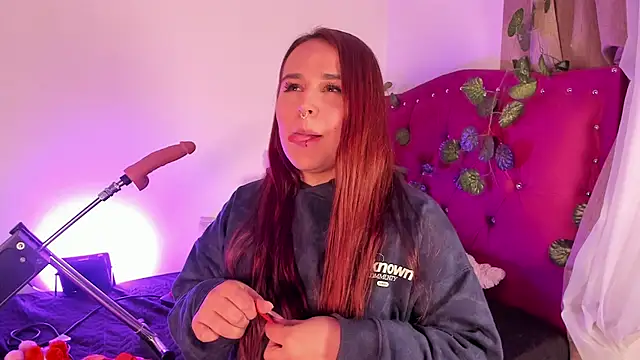 Snapshot of evy_orange1 chatting on January 2025 01:01:01 AM evy orange1 online show from January 2025 01:01:01 AM