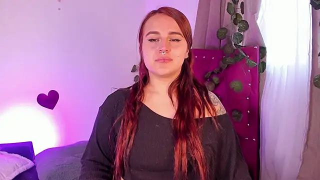 Snapshot of evy_orange1 chatting on March 2025 07:39:01 PM evy orange1 online show from March 2025 07:39:01 PM