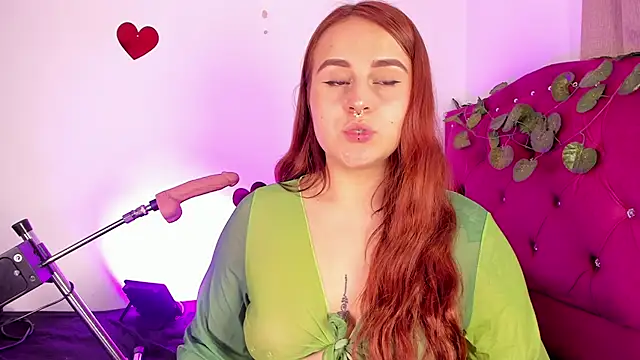 Snapshot of evy_orange1 chatting on March 2025 04:56:02 PM evy orange1 online show from March 2025 04:56:02 PM