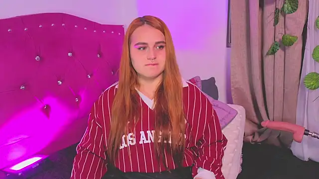 Snapshot of evy_orange1 chatting on September 2025 12:38:01 AM evy orange1 online show from September 2025 12:38:01 AM