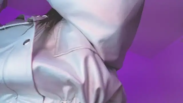 Snapshot of evy_orange1 chatting on October 2025 01:05:02 AM evy orange1 online show from October 2025 01:05:02 AM