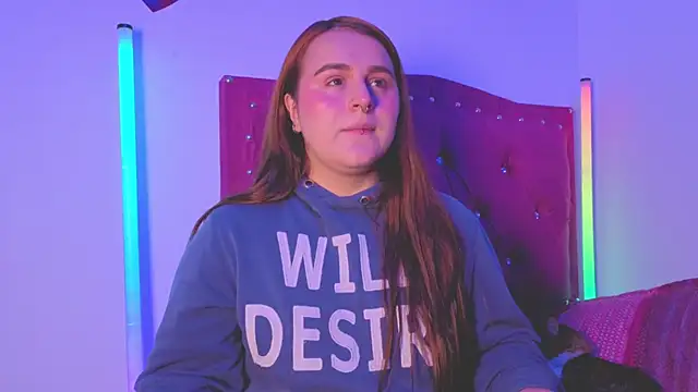 Snapshot of evy_orange1 chatting on October 2025 01:08:02 AM evy orange1 online show from October 2025 01:08:02 AM