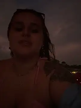 Snapshot of evy_orange1 chatting on October 2025 11:20:02 PM evy orange1 online show from October 2025 11:20:02 PM