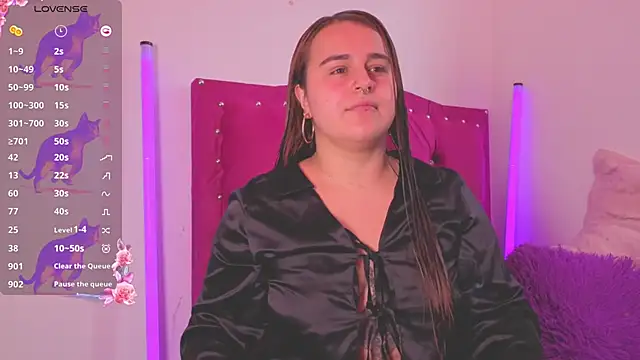 Snapshot of evy_orange1 chatting on November 2025 03:45:01 PM evy orange1 online show from November 2025 03:45:01 PM