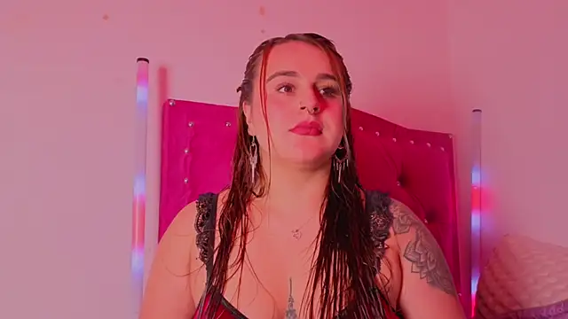 Snapshot of evy_orange1 chatting on November 2025 01:05:02 AM evy orange1 online show from November 2025 01:05:02 AM