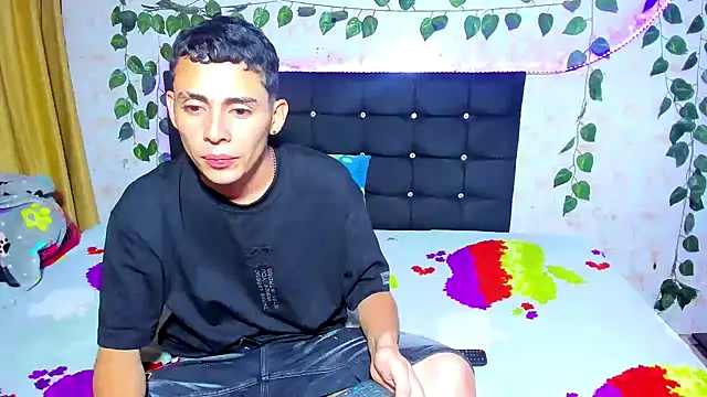 Alexander and Xiao online show from January 2025 02:25:01 AM