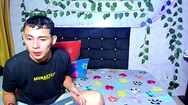 Alexander and Xiao online show from January 2025 02:22:02 AM