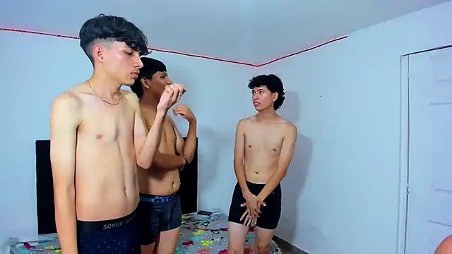 Alexander and Xiao online show from March 2025 12:07:02 AM