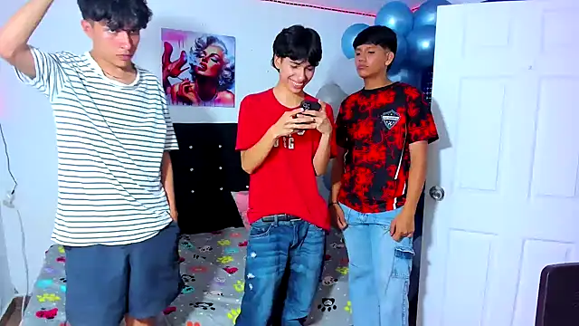 Alexander and Xiao online show from March 2025 09:07:02 PM