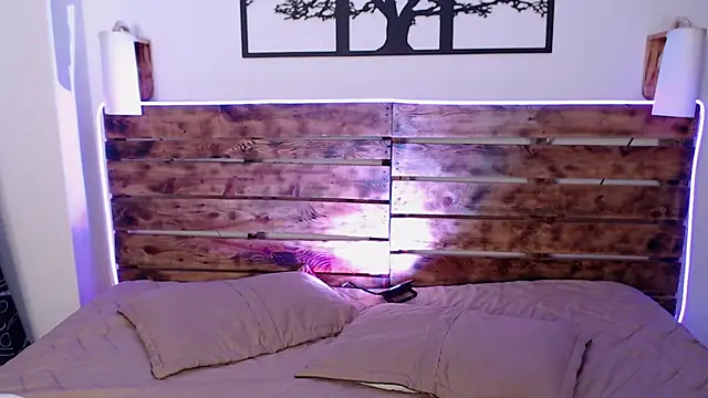 miaa saenz1 online show from March 2025 09:11:01 AM