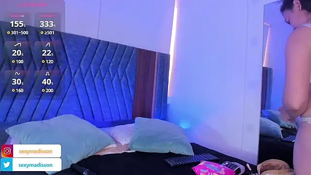 MADISSONLOVE  online show from January 2025 12:11:02 PM