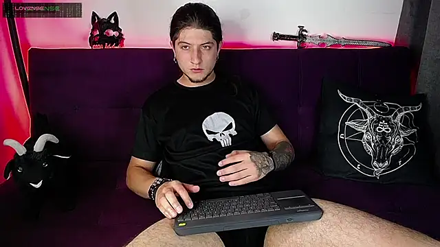 blckwolf 6 online show from February 2025 08:03:02 PM