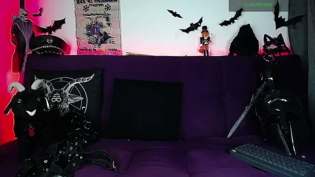 blckwolf 6 online show from November 2025 09:37:02 PM