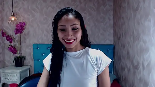 MadelineDoll online show from February 2025 04:21:01 PM