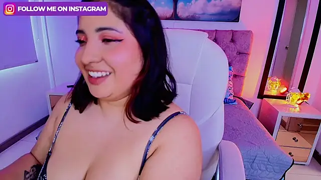 Emma monserrat online show from September 2025 08:21:02 PM