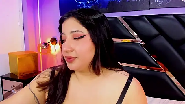 Snapshot of Emma_monserrat chatting on July 2026 11:36:02 AM Emma monserrat online show from July 2026 11:36:02 AM