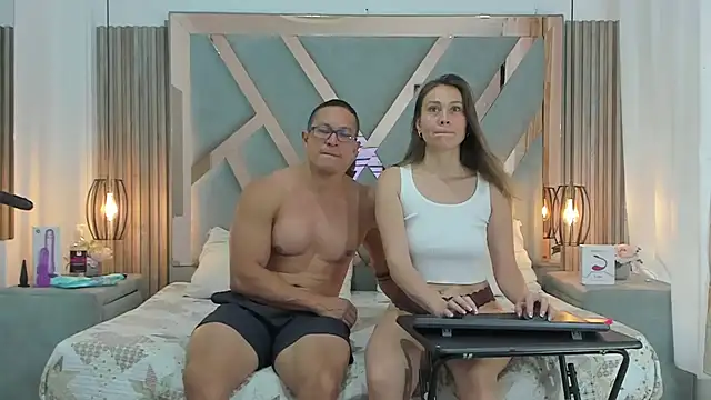 SaraANDjhony online show from January 2025 01:08:02 PM