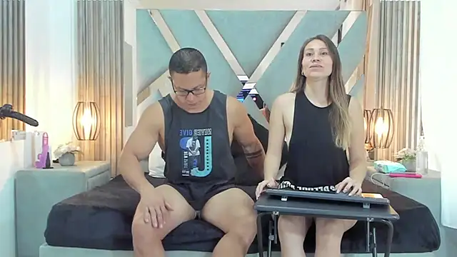 SaraANDjhony online show from January 2025 12:54:02 PM