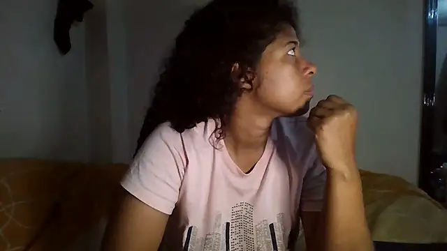 Ivon-09 online show from December 2024 10:56:01 AM